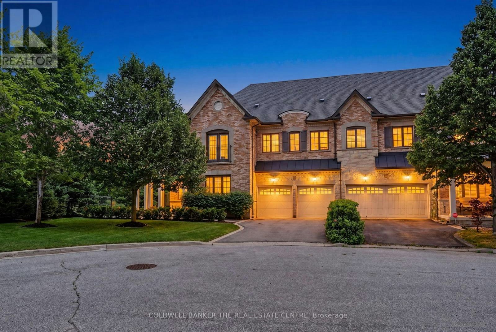 64 Jenny Thompson Court, Richmond Hill, ON, L4S 0E7