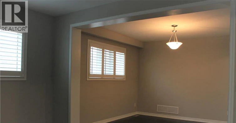31 Pointer Street, Cambridge, ON, N3E 0B3 - 5