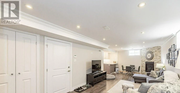 11 Aterno Drive, Hamilton, ON, L9C 5S4 - 8
