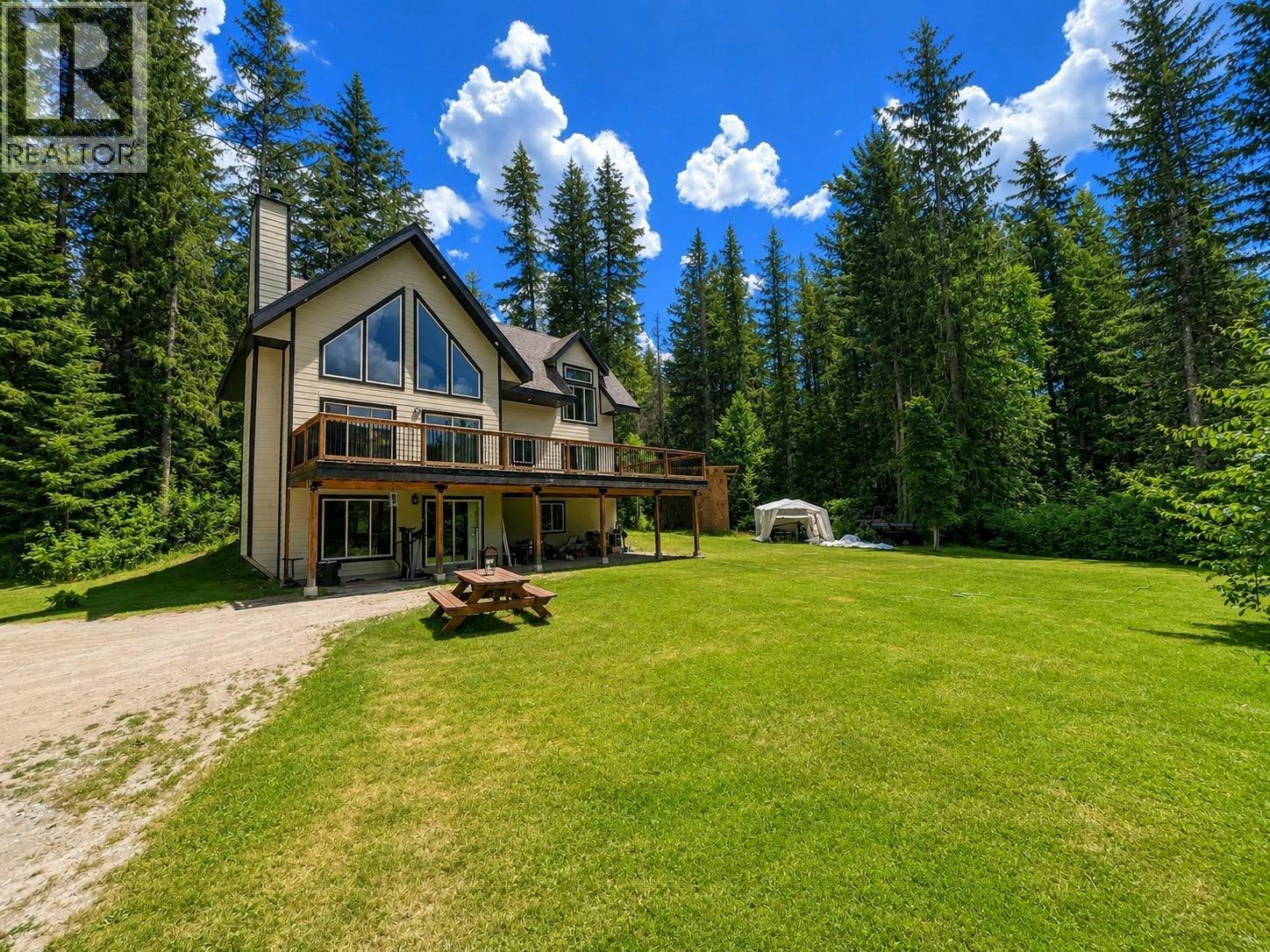 7475 6 Highway, Winlaw, BC, V0G 2J0
