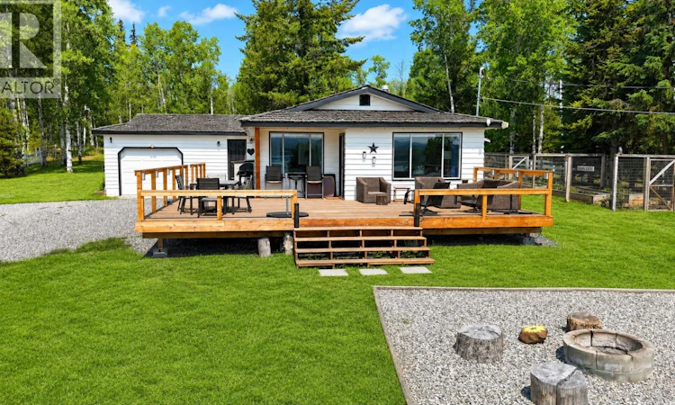 6283 Green Lake North Road