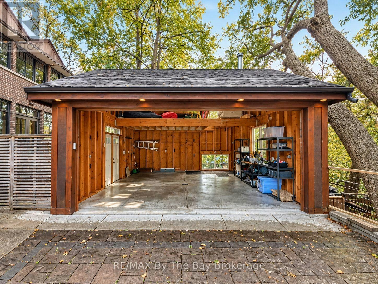 44 Rambert Crescent, Toronto, ON, M6S 1E6