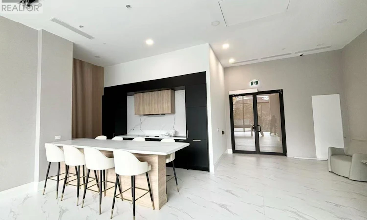 318-3421 Sheppard Avenue E