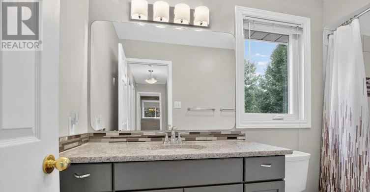37 Shandon Avenue, Ottawa, ON, K2J 4E3 - 34