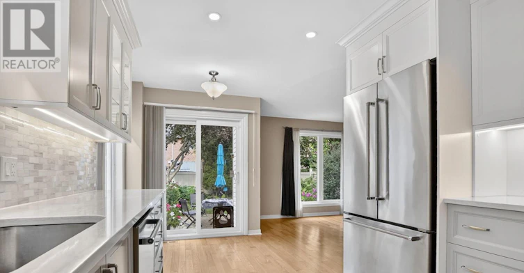 37 Shandon Avenue, Ottawa, ON, K2J 4E3 - 12