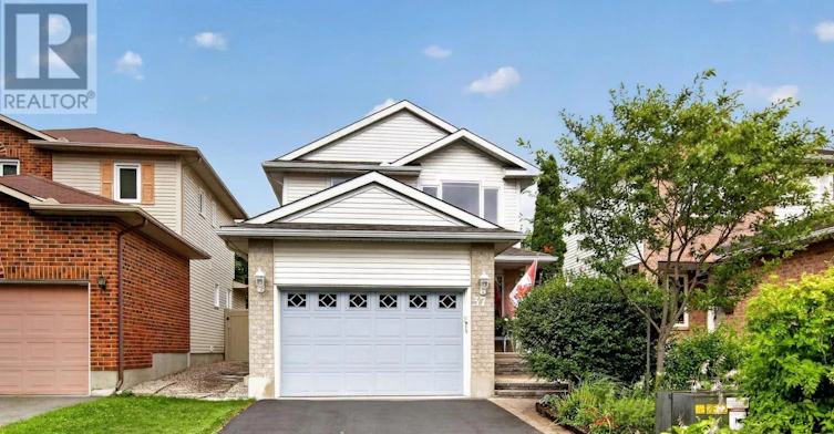 37 Shandon Avenue, Ottawa, ON, K2J 4E3