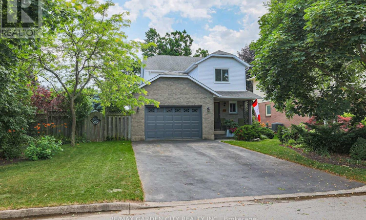 4542 Ivy Gardens Crescent