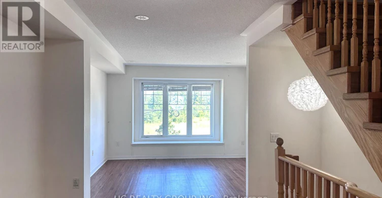 5257 Major Mackenzie Drive E, Markham, ON, L6C 0N3 - 4