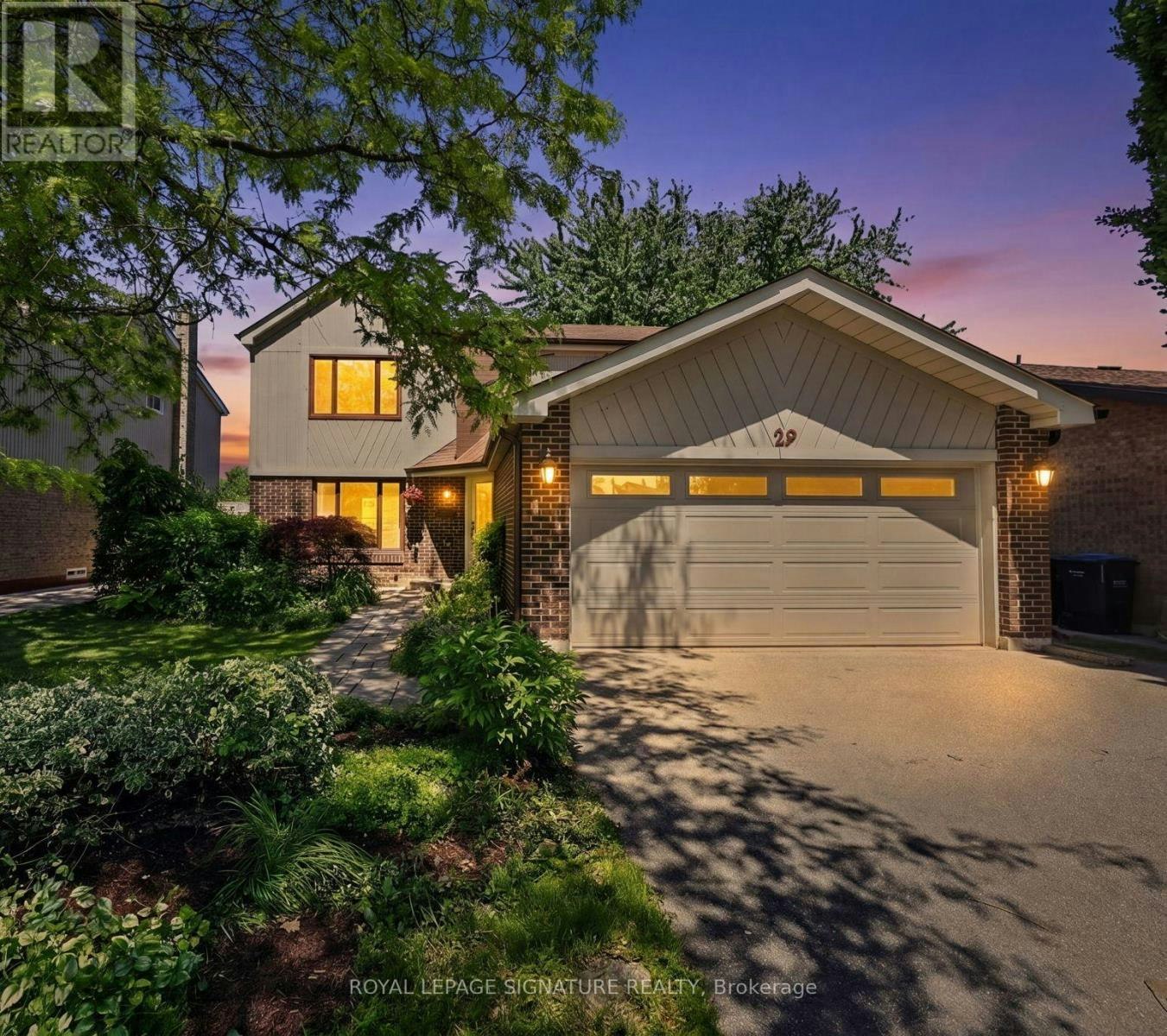 29 Mansfield Street, Brampton, ON, L6S 2X8
