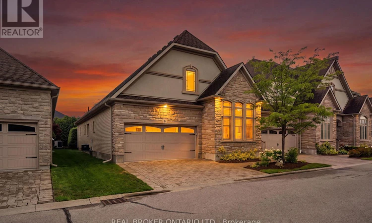 8-19 Simmonds Drive