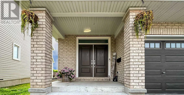640 Halloway Drive, Kingston, ON, K7K 0H4 - 4