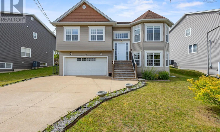 77 Hanwell Drive