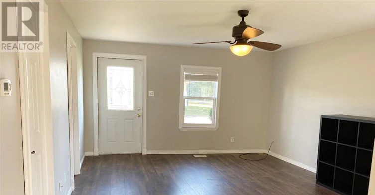 34 Eureka Street, Lambton Shores, ON, N0N 1J0 - 7