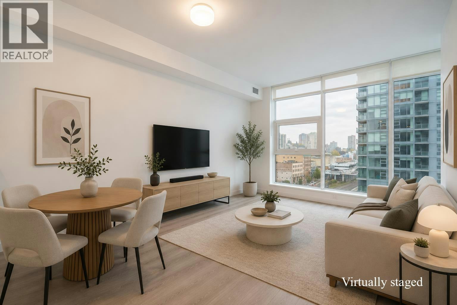605-680 Quayside Drive, New Westminster, BC, V3M 0P2