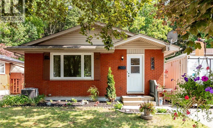 140 Arrowhead Crescent