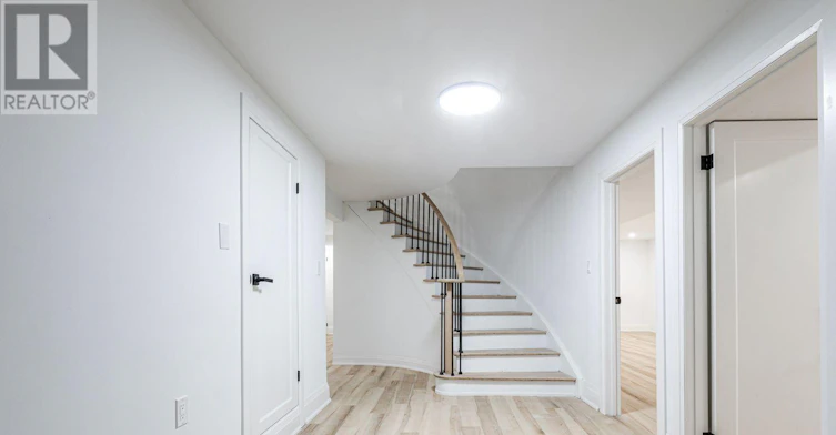 2104 Mississauga Road, Mississauga, ON, L5H 2K6 - 37