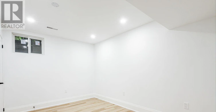 2104 Mississauga Road, Mississauga, ON, L5H 2K6 - 36
