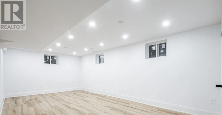 2104 Mississauga Road, Mississauga, ON, L5H 2K6 - 34