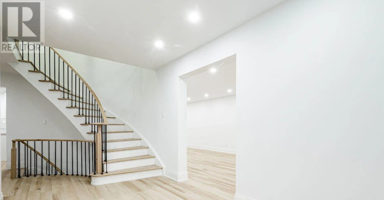 2104 Mississauga Road, Mississauga, ON, L5H 2K6 - 3