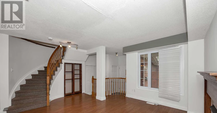 1 Kincardine Drive, Ottawa, ON, K2V 1B4 - 8