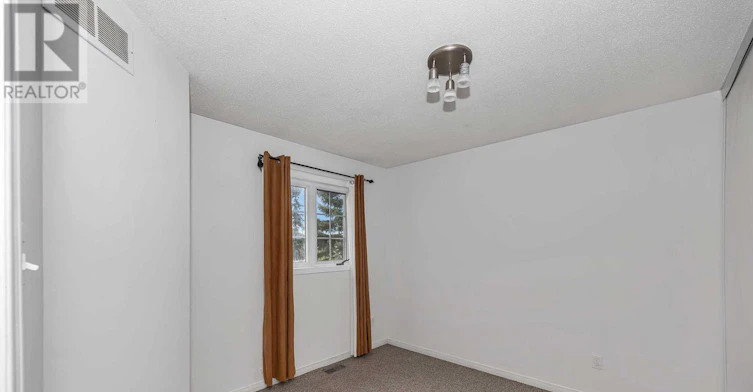 1 Kincardine Drive, Ottawa, ON, K2V 1B4 - 19