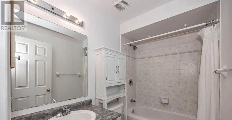 1 Kincardine Drive, Ottawa, ON, K2V 1B4 - 22