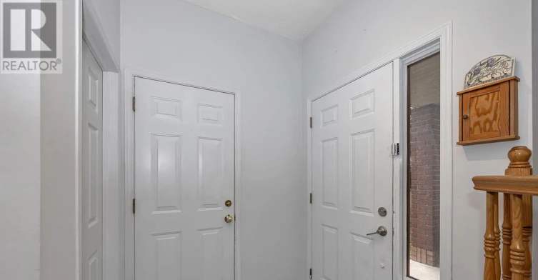 1 Kincardine Drive, Ottawa, ON, K2V 1B4 - 6