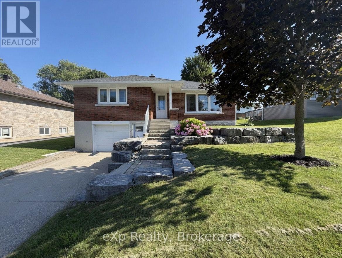 13 Browns Avenue, Brockton, ON, N0G 2V0