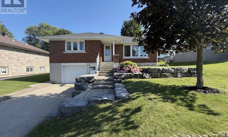 13 Browns Avenue