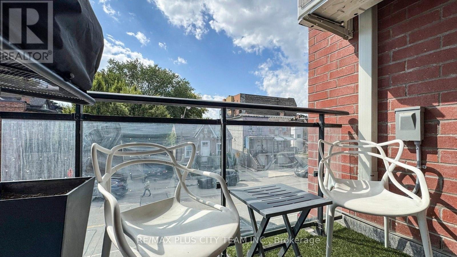 209-485 Logan Avenue, Toronto, ON, M4M 2P5 - 21