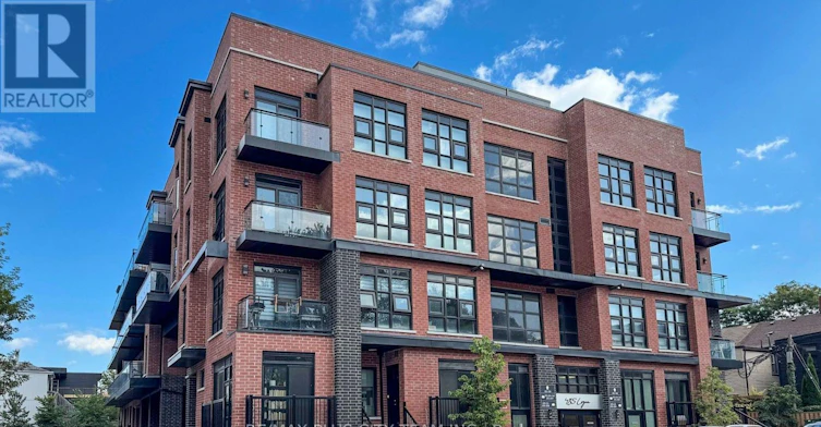209-485 Logan Avenue, Toronto, ON, M4M 2P5