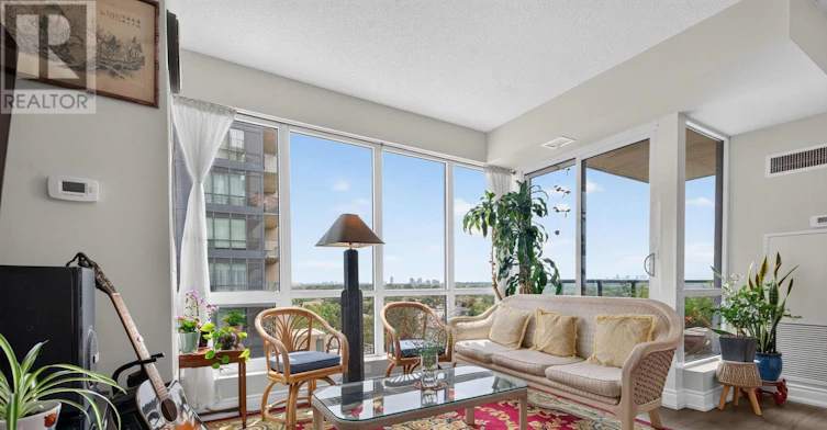 1010-9090 Yonge Street, Richmond Hill, ON, L4C 0Z1 - 4