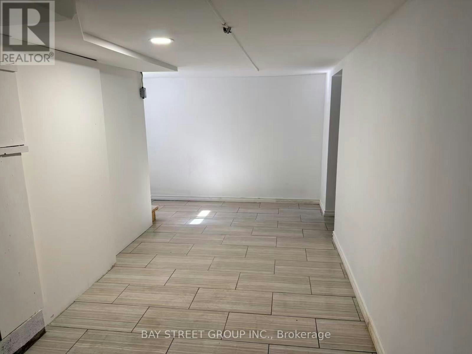 7 Pavillion Street, Markham, ON, L3R 1N8 - 8