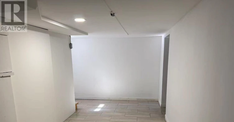 7 Pavillion Street, Markham, ON, L3R 1N8 - 8