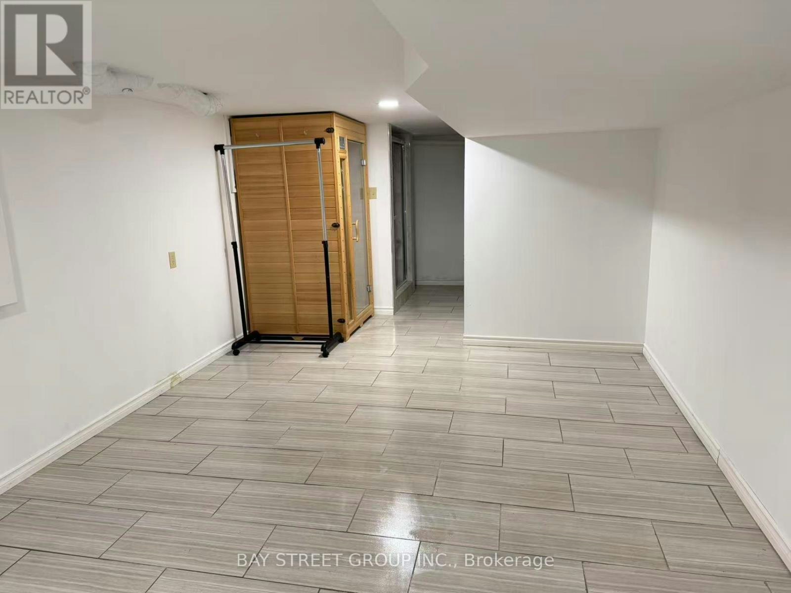 7 Pavillion Street, Markham, ON, L3R 1N8 - 10