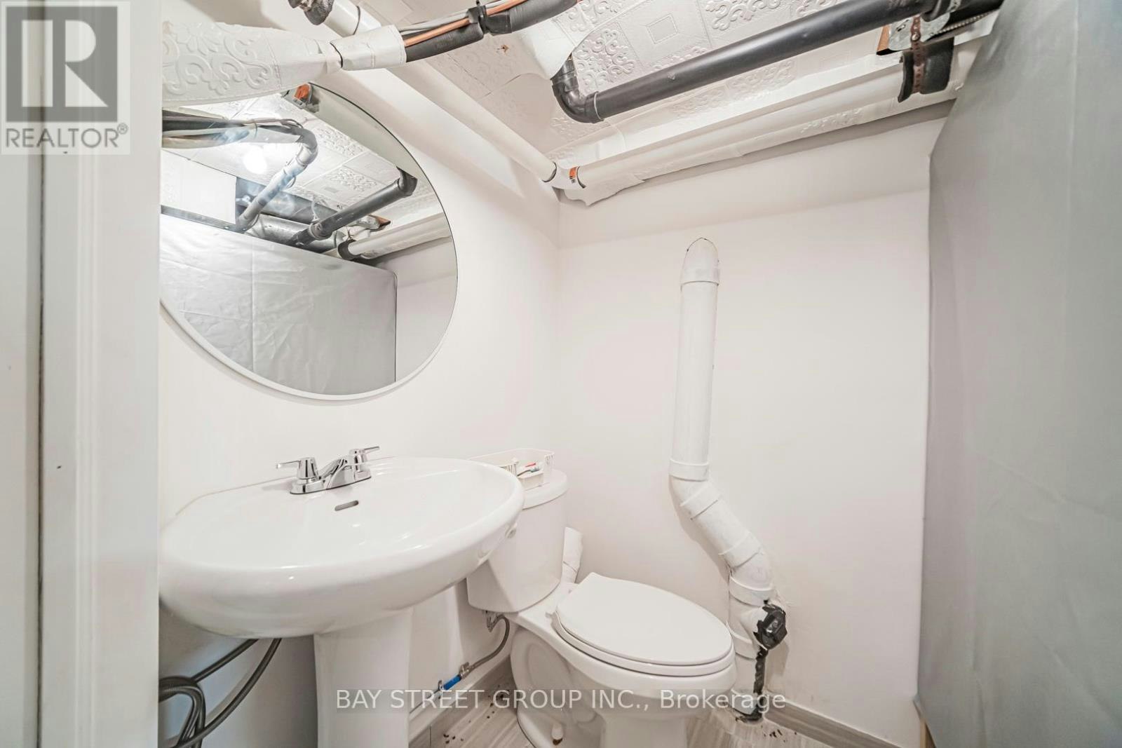 7 Pavillion Street, Markham, ON, L3R 1N8 - 5