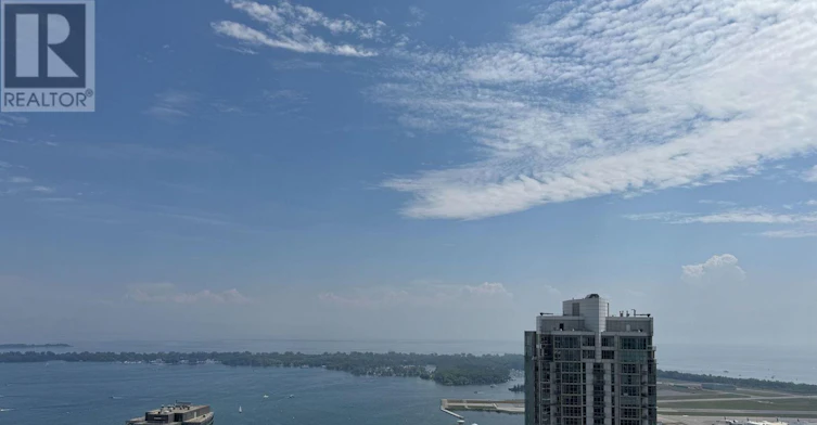 5209-1 Concord Cityplace Way, Toronto, ON, M5V 0X3 - 9