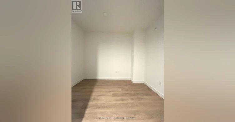 5209-1 Concord Cityplace Way, Toronto, ON, M5V 0X3 - 5