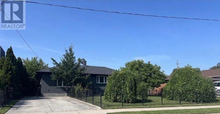 384 Ashbury Road, Oakville, ON, L6K 2M7