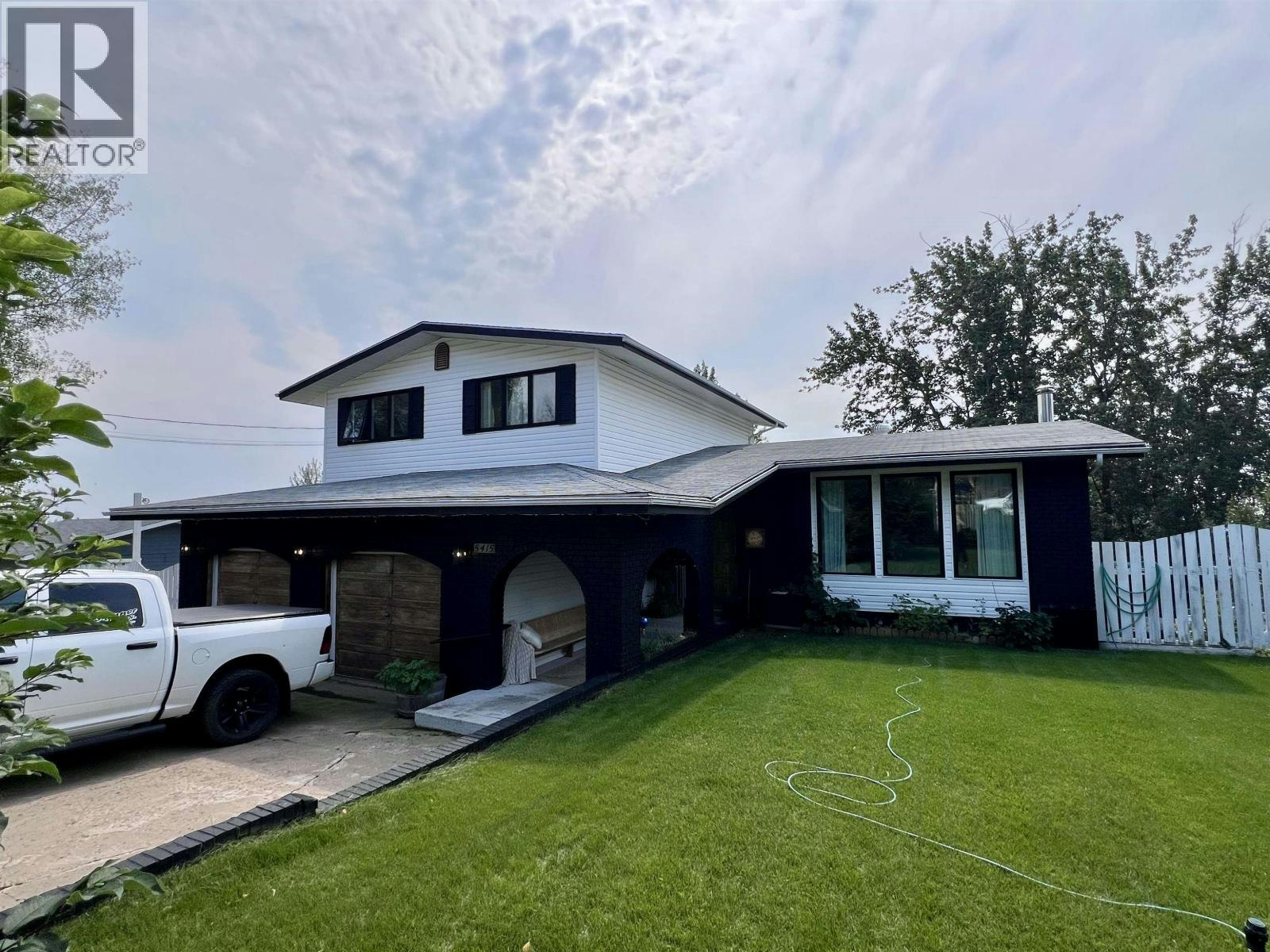 5415 W 53 Avenue, Fort Nelson, BC, V0C 1R0