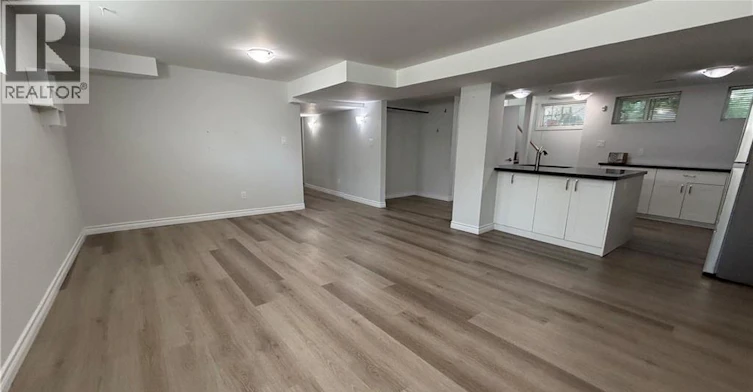 Lower-49 Organ Crescent, Hamilton, ON, L8T 1Y8 - 5