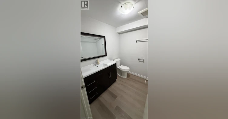 Lower-49 Organ Crescent, Hamilton, ON, L8T 1Y8 - 11