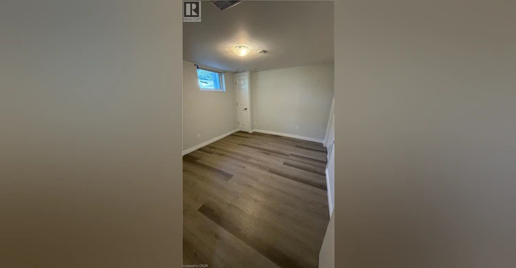 Lower-49 Organ Crescent, Hamilton, ON, L8T 1Y8 - 6