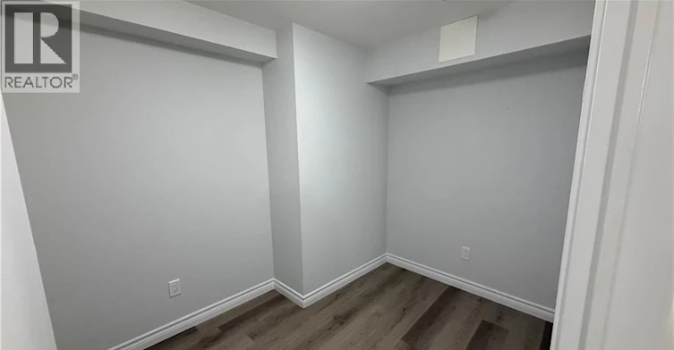 Lower-49 Organ Crescent, Hamilton, ON, L8T 1Y8 - 10