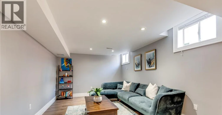2241 Shadetree Avenue, Burlington, ON, L7L 6L4 - 45