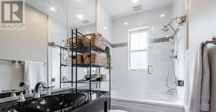 615 Miverton Boulevard, Toronto, ON, M4C 1X8 - 31