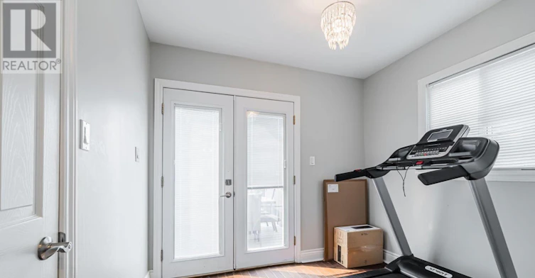 615 Miverton Boulevard, Toronto, ON, M4C 1X8 - 19
