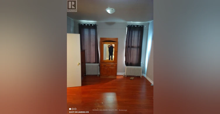26 Simcoe Street N, Oshawa, ON, L1H 1A3 - 4