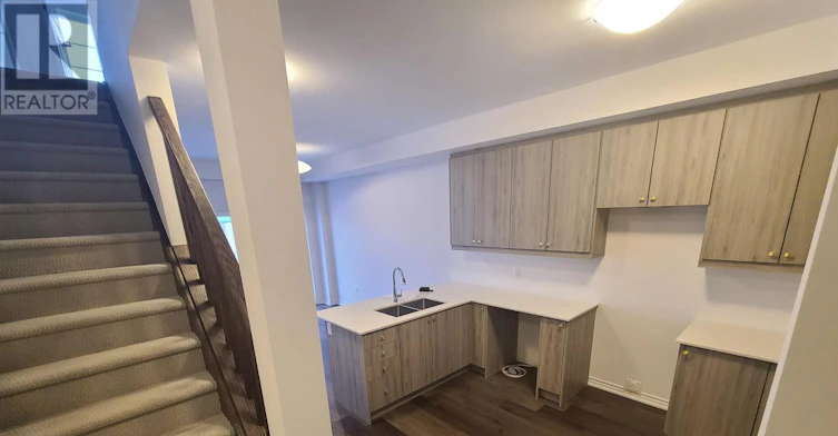 121-61 Soho Street, Hamilton, ON, L8J 2R5 - 17