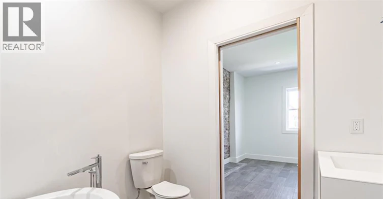 203-71 King Street East, Chatham-Kent, ON, N7M 1C7 - 7